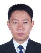 说明: K:\冯帅照片-加拿大签证.jpg